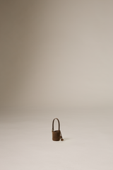 AROMA MINI BUCKET BAG - BROWN