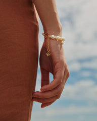 DANCING PEARL BRACELET