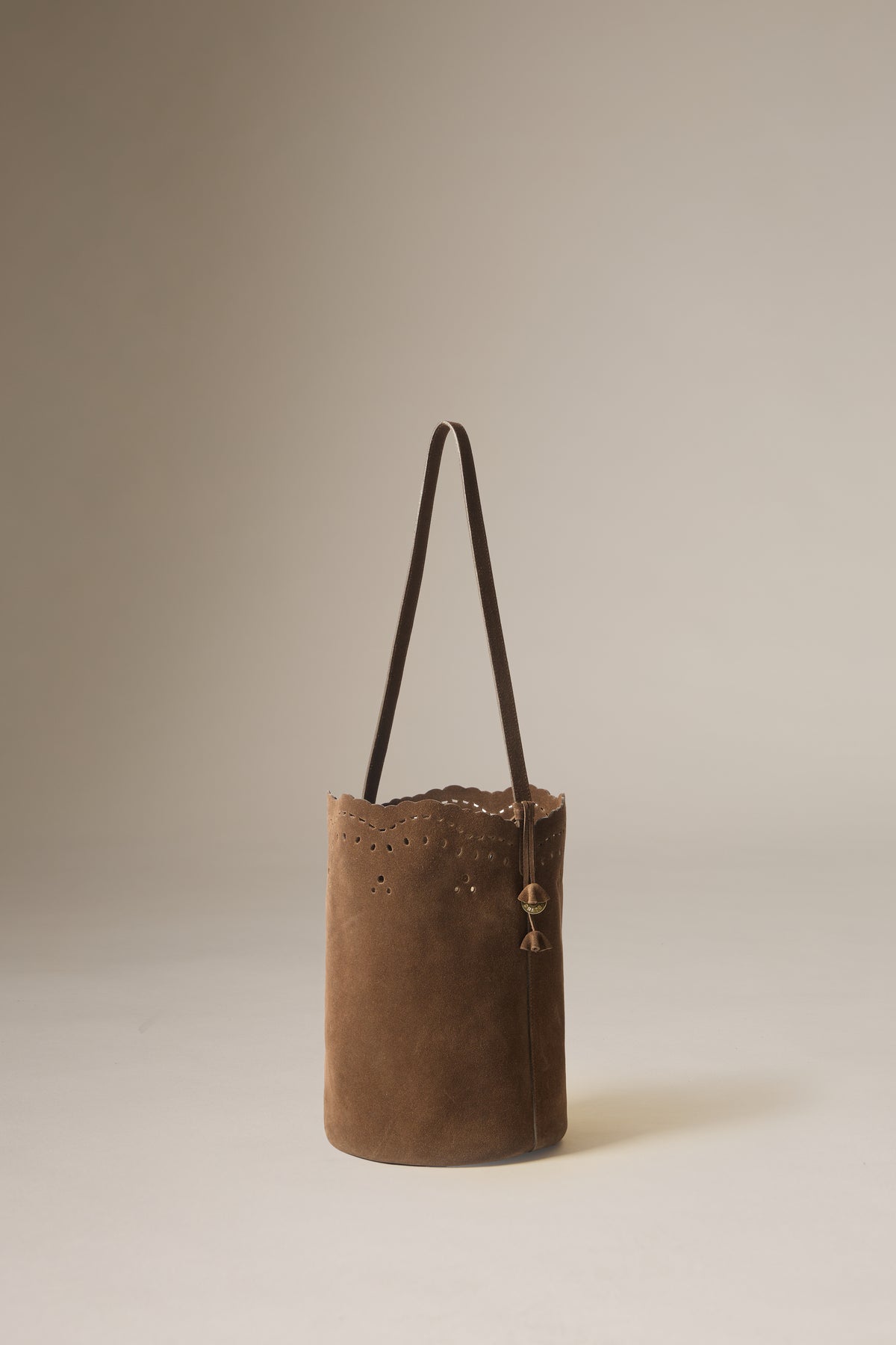 MARIA SUEDE BUCKET BAG - M - DARK CHOC