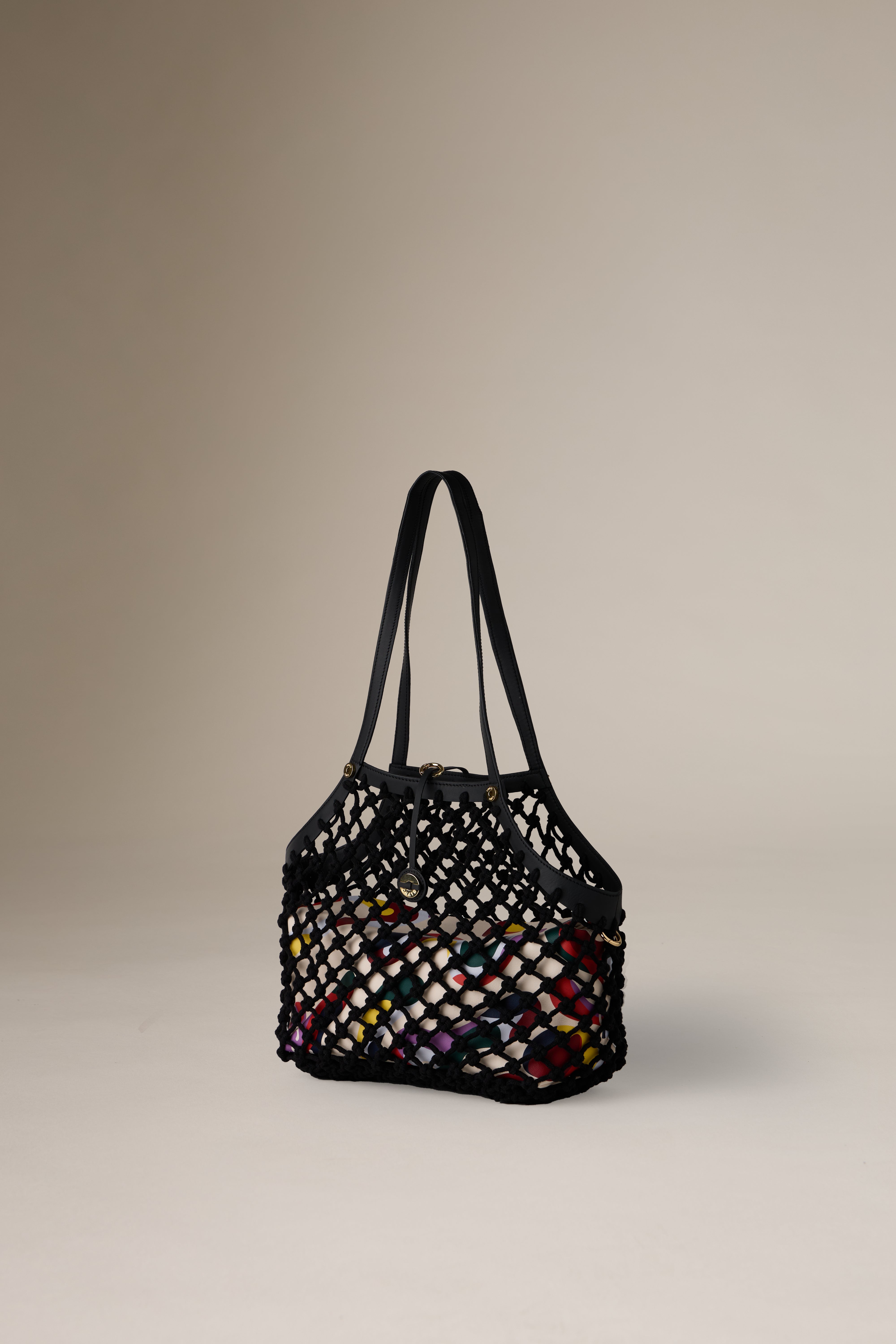 DANCING HAND WOVEN HORIZONTAL TOTE - BLACK