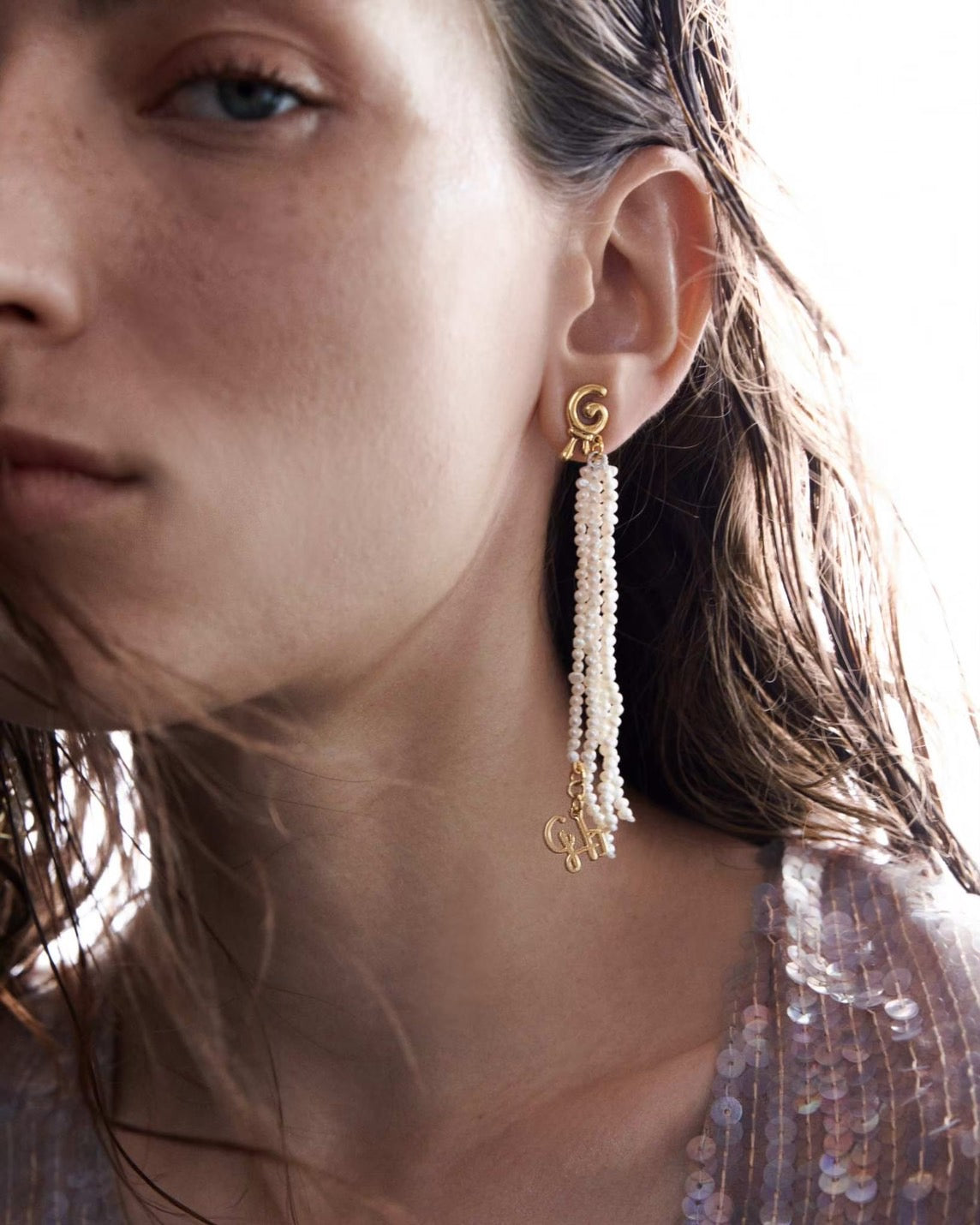 SHELLY PEARL EARRINGS